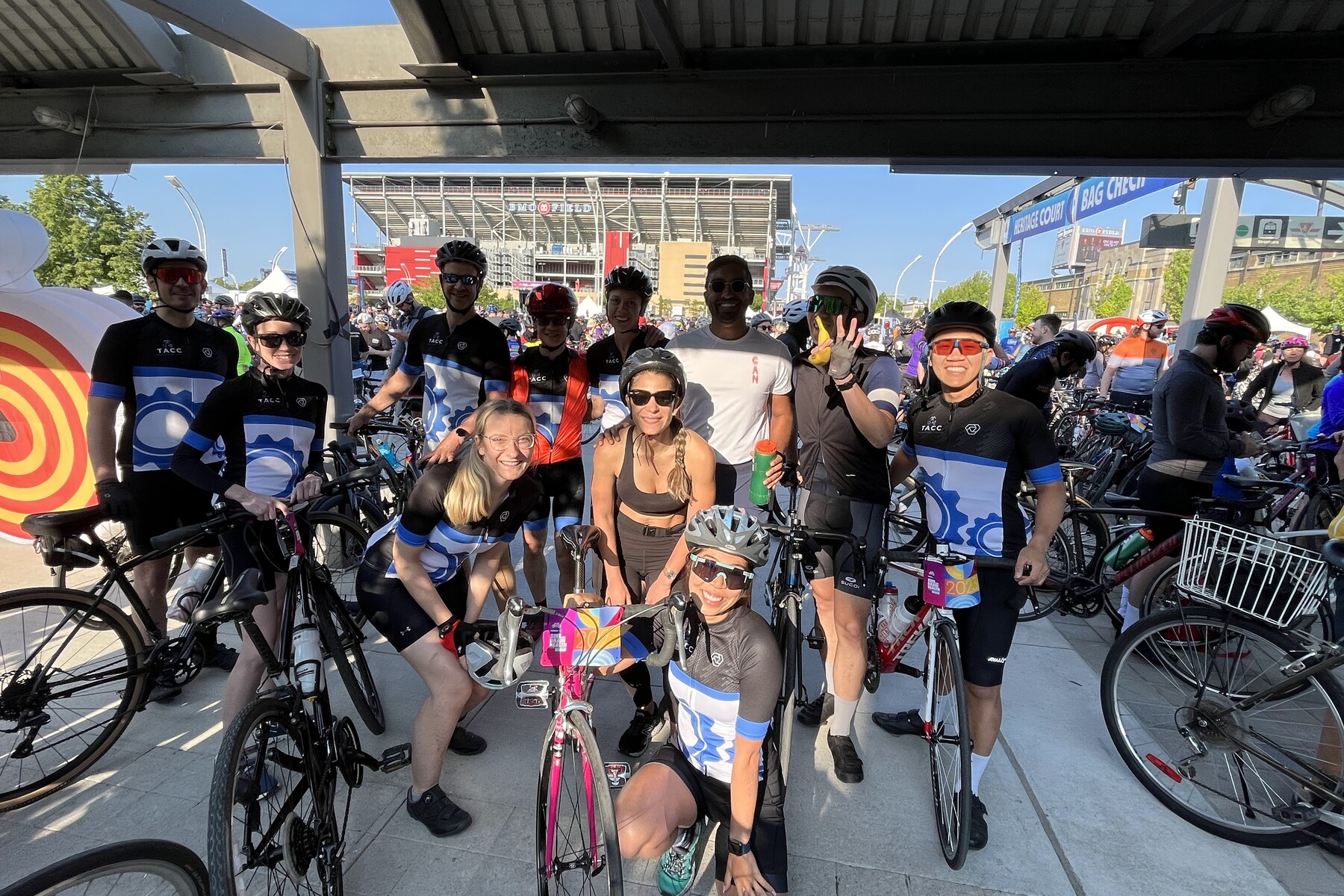 Members of the The Toronto Anesthesia Cycling Club 