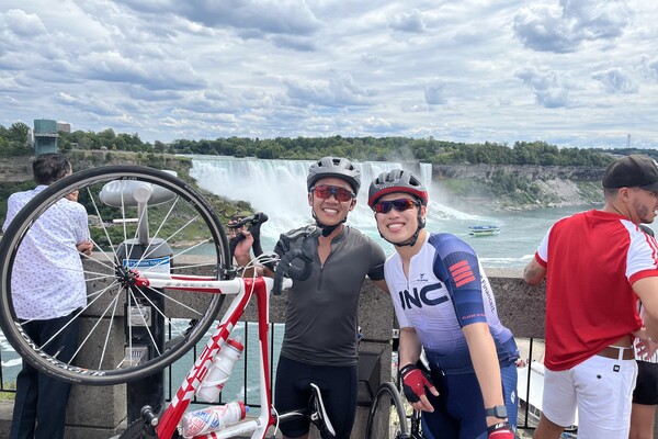 Members of the Toronto Anesthesia Cycling Club