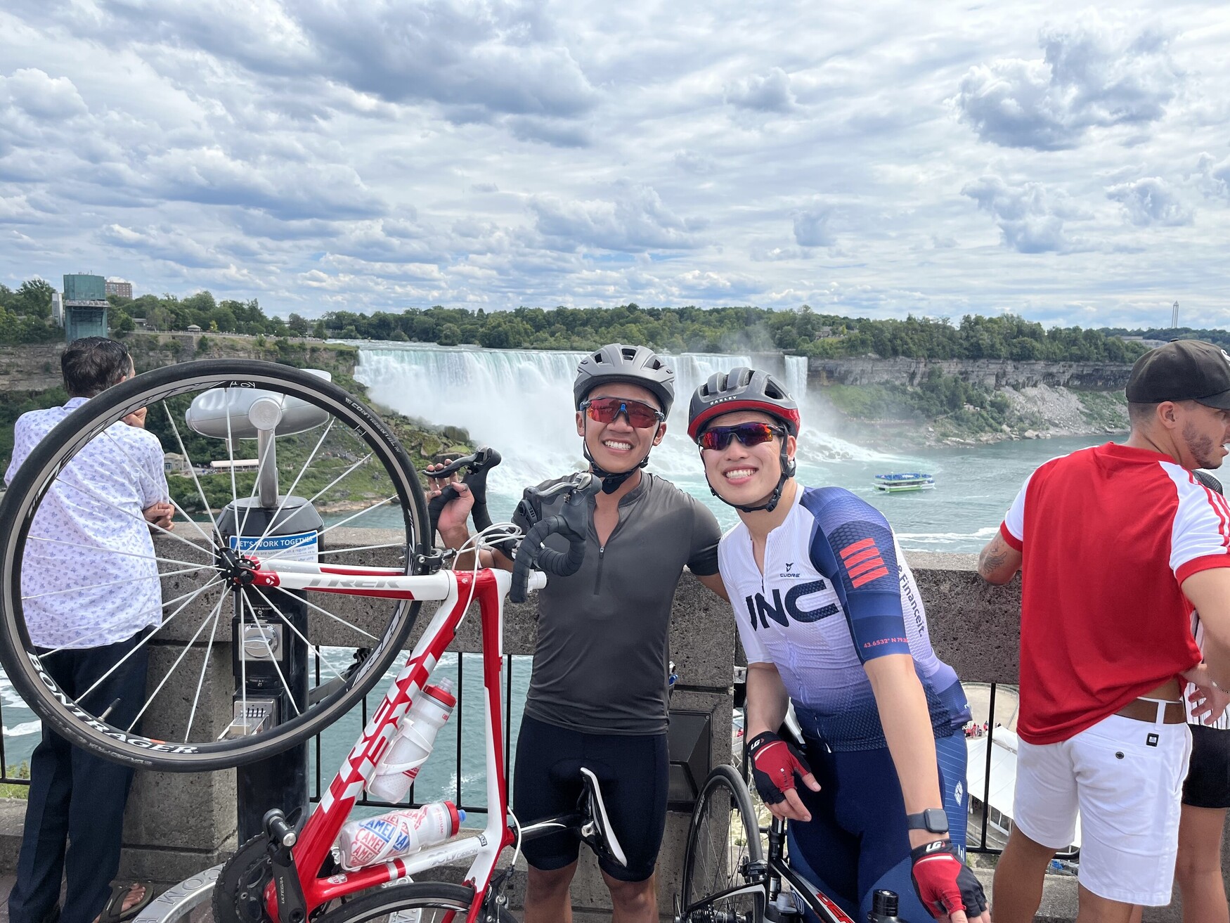 Members of the Toronto Anesthesia Cycling Club