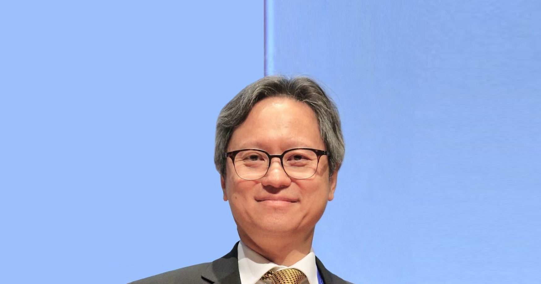 Dr. Vincent Chan